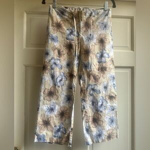 Vintage Floral Capris